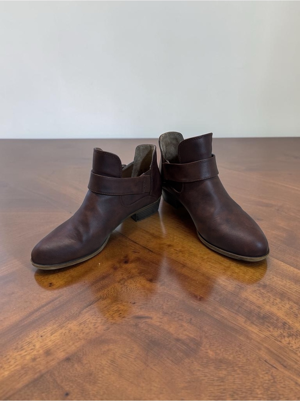 Life Stride Velocity Memory Foam Boots SZ 8.5